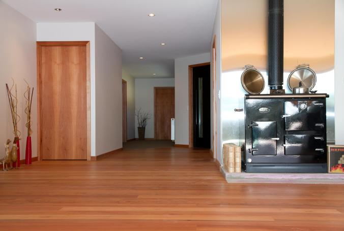 Interior - Fire place 